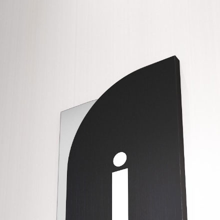 學(xué)生標(biāo)識：學(xué)校身份的象征